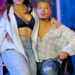 Arshi Khan Instagram - Let’s Remix Tip Tip Barsa 💃🏻🕺🏼😉 W/ @arshikofficial 😍 #TipTipXMia . #feelitreelit #feelkaroreelkaro #trending #arshikhan . Location @byou