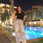 Arshi Khan Instagram - Palace hotel ❤️❤️❤️ #burjkhalifa #arshi #arshikhan #sherukrishnagoni