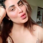 Arshi Khan Instagram - Woow what a rag rag 🤪🤪🤪🤪🤪🤪🤪 #arshi #arshikhan #sherukrishnagoni #reels #reelsinstagram #reelitfeelit