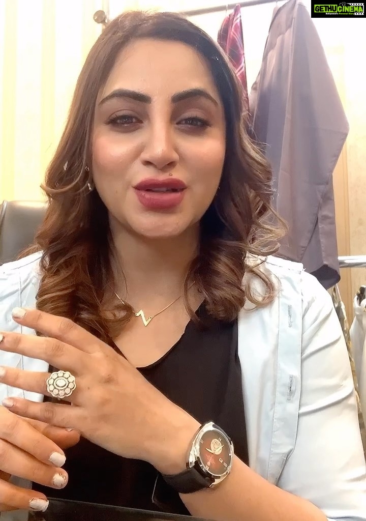 Arshi Khan Instagram - Have any queries ? Just take a screenshot & send on whatsapp. Follow @crownstyle07 Follow @crownstyle07 Follow @crownstyle07 Follow @crownstyle07 Explore the latest collection of footwear, eyewear, watches, clothes and gadgets. Msg on whatsapp for more details :- +91-8306060589 Follow @crownstyle07 Follow @crownstyle07 Explore the latest collection of footwear, eyewear, watches, clothes and gadgets. Msg on whatsapp for more details :- +9-8306060589 Pay by paytm & get upto 10% off. CROWNSTYLE07