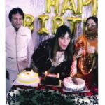 Arshi Khan Instagram - ❤️❤️❤️❤️❤️❤️ #arshikhan #happybirthday #family #sherukrishnagoni #arshi #reels #reelitfeelit #reelsvideo