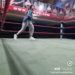 Arshi Khan Instagram - Dhakad hu 🤗🤗🤗🤔😍😍😍😍 #Arshikhan #mxtakatak #mxtakatakcreator #wrestling #practice #performer @mxtakatak