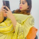 Arshi Khan Instagram - Abbbbbaaaaaa #Arshi #sherukrishnagoni #arshikhan #reelkarofeelkaro #reelitfeelit