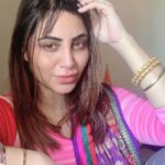Arshi Khan Instagram - JUMMA MUBARAK ❤️