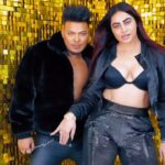 Arshi Khan Instagram - R u feeling HOTT 🔥in this Chilly 🥶 winters ?? @arshikofficial . #feelitreelit #feelkaroreelkaro #trendingreels #meta #arshikhan #arshan