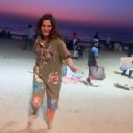 Arti Singh Instagram - Khud hi se ishq kiya ❤️
