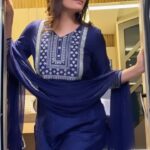 Arti Singh Instagram - Only believe in deewanapan ❤️ Wearing @ahika.kurtis