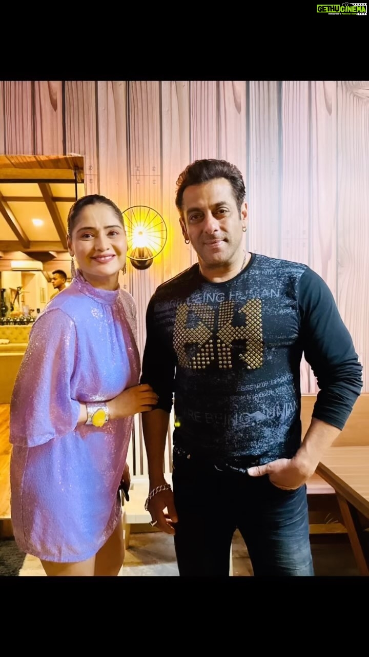 Arti Singh Instagram - Always pehla pyar . Happy birthday @beingsalmankhan Salman sir .❤️