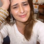 Arti Singh Instagram - Main tujhe bohut achi lagti hun nA ❤️
