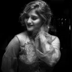 Arti Singh Instagram - I don’t want normal I want magic ❤️ Clicked by @iam_kunalverma