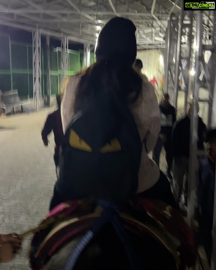 Arti Singh Instagram - Jor se bolo JAI MATA DI ❤️❤️❤️❤️