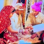 Arti Singh Instagram – 2007 se ab tak Sirf pyar diya. Ladli thi main apki. U said u wil b my guiding star forever . But Sitara toh tab bante hai jab chale jate hain . Aise nhi chahiye thi guidance . I loved u and I wil always love you.2007 when I met u I never thought I wil always b with u till now Kyunki main rishton mein kacchi pad jati hun . Par apne nahi tuutne diya kabhi .I wil b your Behna your bacha forever. Bohut Kuch hai . Jab milungi tab kahungi. See u on other side my andu my brother 🤗mera bhai