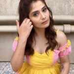 Arti Singh Instagram - Chal apne dost ka number de 🙃😝