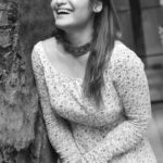 Arti Singh Instagram - Har pal Yahan JI bhar jiyo . Ye Sama kal ho na ho . Live laugh cry with no filter . Every feeling is yours . Own it b proud of it / u are unique .