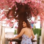 Arti Singh Instagram - Kaise main kahun tujhse rehna hai tere dil mein ❤️ Clicked @iam_kunalverma Location @truetrammtrunk Hair @rashidtheartist Makeup @ankita_makeupartist5
