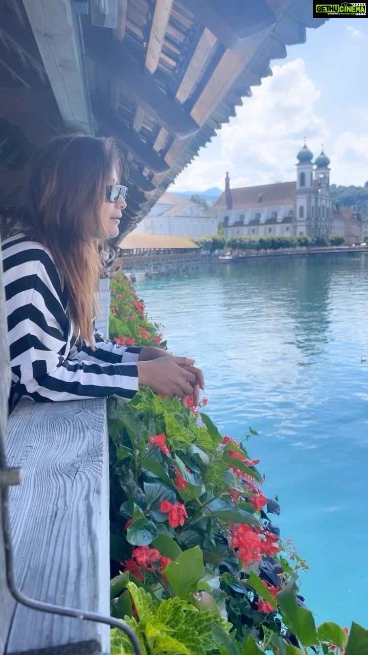 Arti Singh Instagram - Where is Johny🤪 #lucerne ❤️ #reels #reelsinstagram #reelitfeelit #reelkarofeelkaro #trendingreels #artisingh5 #actor