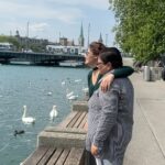 Arti Singh Instagram - My forever love story ME- mummyyy kya mann karta hai apka koi dream .. MOM - 1 tumhari shadi aur 1 Switzerland dekhna hai ME- shadi toh Uparwale Ke hath hai 2nd ho sakta hai And here we are .. SWITZERLAND ❤️❤️Feel so grateful tht I could fulfill her dream . Love u mom.. and her excitement and happiness makes everything worth ❤️