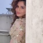 Arti Singh Instagram - Fitoor 🎈 #reels #reelsinstagram #reelitfeelit #reelkarofeelkaro #artisingh5 #shamshera #yrf # Wearing @yeh_lehenga_nahi_mehenga