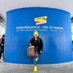 Arti Singh Instagram - Our first snow experience Mount jungfraujoch ❤️ 2nd photo mommy’s happiness 😍❤️❤️blessed .. grateful @thomascookofficial @shameershaikh786 @alkaavats