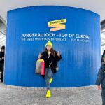 Arti Singh Instagram - Our first snow experience Mount jungfraujoch ❤️ 2nd photo mommy’s happiness 😍❤️❤️blessed .. grateful @thomascookofficial @shameershaikh786 @alkaavats