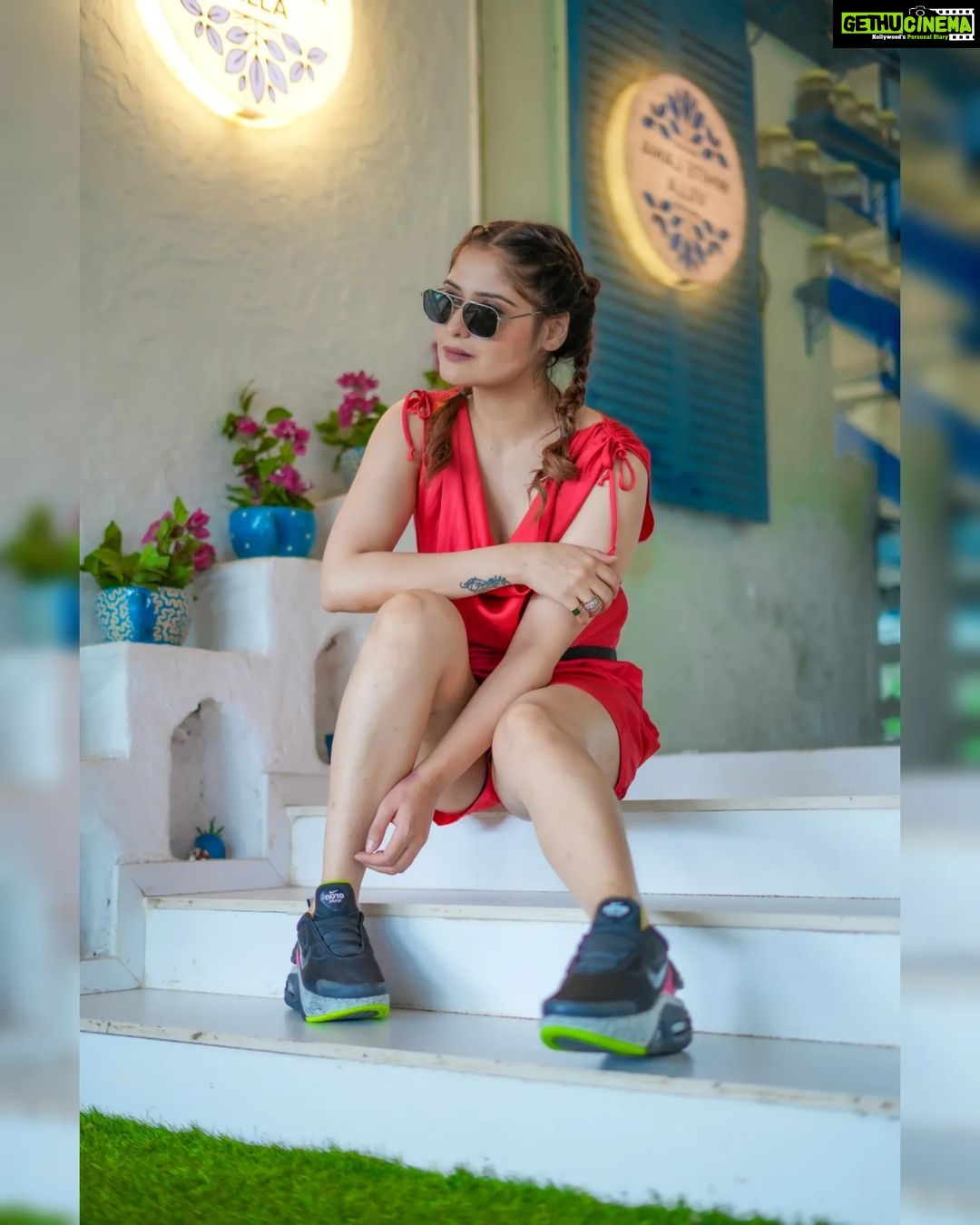 Arti Singh Instagram - If cherry on the cake had a personification!! Hair and MUA: @tapsi_makeup Location: @whitelamavilla . . . #photooftheday #ootd #ootdstyle #fashion #style #lookbook #stylefile #ootdfashion #stylebuzz #ootdinspo #artisingh