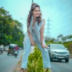 Arti Singh Instagram - Fly like a free spirit! 🤍 . . Outfit: @gurbakshofficial @connectedforfashion Hair and MUA: @tapsi_makeup . . #photooftheday #stylefile #lookbook #ootd #ootdstyle #instadaily #instagood #fashion #style #artisingh