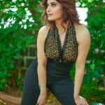 Arti Singh Instagram - Keep your back strong and head held high!! That's your power!! . . Hair and MUA: @tapsi_makeup . . #ootdstyle #ootd #back #stylebuzz #fashion #stylefile #lookbook #stylish #photooftheday #instagood #instadaily #artisingh