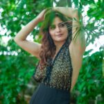 Arti Singh Instagram - Keep your back strong and head held high!! That's your power!! . . Hair and MUA: @tapsi_makeup . . #ootdstyle #ootd #back #stylebuzz #fashion #stylefile #lookbook #stylish #photooftheday #instagood #instadaily #artisingh
