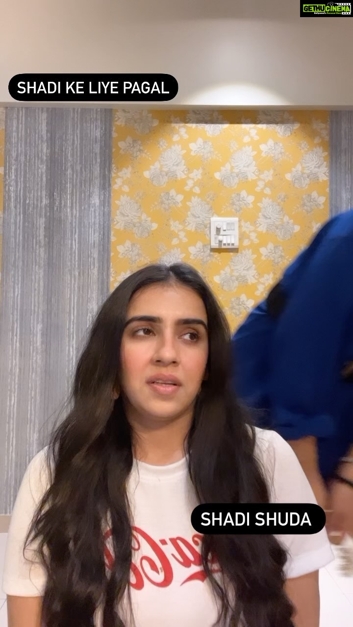 Arti Singh Instagram - Shadi ka laddoo jo khaye vo pachtaye jo na khaye vo bhi pachatye