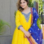 Arti Singh Instagram - Love your self 💥 Wearing @officialsdcouture @subarana.devendran