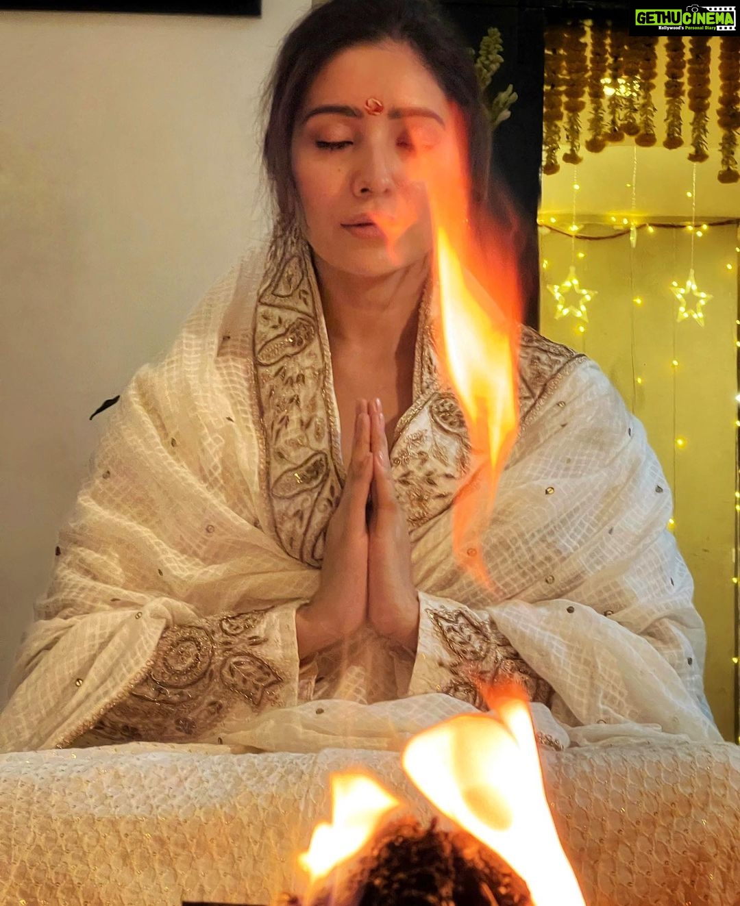 Asha Negi Instagram - तेरे जाप के बिना, चले ये साँस किस तरह।🕉🙏🏼