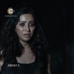 Asha Negi Instagram - The fight will go extreme when watchful Khushboo clashes against street-smart Sonam! Binge-watch #Abhay 3, streaming now, only on #ZEE5 in Hindi, Tamil & Telugu. #AbhayOnZEE5 #AaGayaHaiAbhay #ZEE5OriginalSeries @kunalkemmu @kenghosh19 @ashanegi @tanujvirwani @divyaagarwal_official @nidhisin @rahuldevofficial @vidyamalavade @_iamelnaaz_ @riturajksingh @adilafsarz @dushysing @charit24 @aparnanadig @zeestudiosofficial