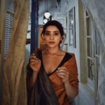 Asha Negi Instagram - तुम आए तो आया मुझे याद, गली में आज चाँद निकला..🌙🦢 . . @pehelaggarwal HMU/hair @thatgalwithmakeup Styled by @savlambaa Saree @reshamhos Jewllery @kharikajai Pr & coordination @viralmantra Taj Mahal Tea House