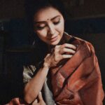 Asha Negi Instagram - कुछ तुम्हारी निगाह काफ़िर थी, कुछ हमें भी ख़राब होना था। . Majaz Lakhnawi🤍🦢 📷 @pehelaggarwal Styled by @savlambaa Mua/hair @thatgalwithmakeup Saree @reshamhos Jewllery @kharikajai Pr & coordination @viralmantra Taj Mahal Tea House