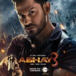 Asha Negi Instagram - Bigger, bolder and even more ruthless. #Abhay Season 3 is going to make you question everything. Coming soon on @zee5. Trailer out tomorrow! #AaGayaHaiAbhay #AbhayOnZEE5 #ZEE5OriginalSeries @kunalkemmu @kenghosh19 @tanujvirwani @divyaagarwal_official @nidhisin @rahuldevofficial @vidyamalavade @iamelnaaz @riturajksingh @adilafsarz @dushysing @charit24 @aparnanadig @zeestudiosofficial