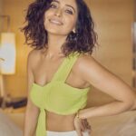Asha Negi Instagram - 🍭🍭🍭 . Outfit @tarinivijofficial Jewellery @isharya Stylist @d_devraj Assisted by @bhairaviahuja Photographer @harsh__mevada Makeup @shaylinayak Hair @ashisbogi