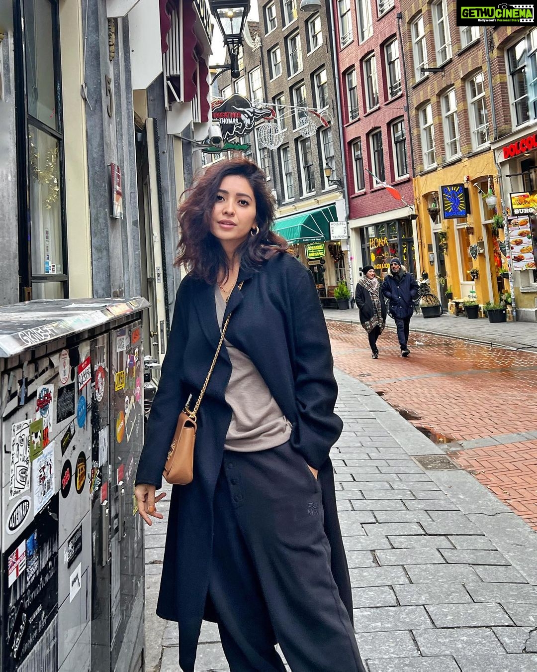 Asha Negi Instagram - Doing it for the Amster-gram!🖤 Amsterdam Netherland