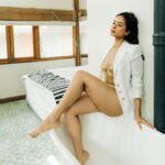 Asha Negi Instagram - Too lazy to think of a caption.. ok bye! 🤍🤎 . 📷 @pornsoup 👗 @surya___sarkar @worldofsuryasarkar 💋 @meher.tara.muah
