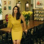 Asha Negi Instagram - That warm yellow mood💛 . @pornsoup @worldofsuryasarkar @meher.tara.muah