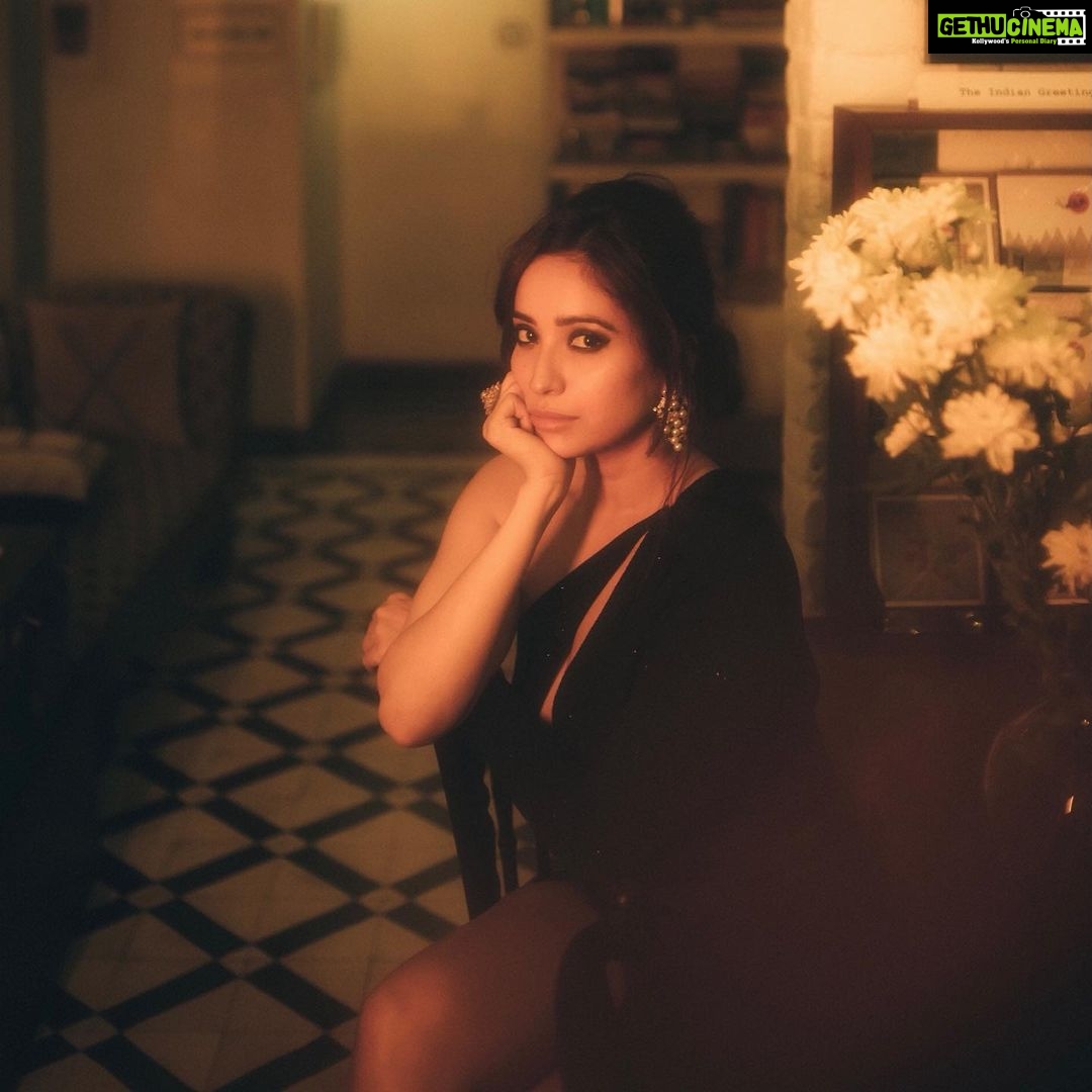 Asha Negi Instagram - Somewhere there’s a place where I find who Iam gonna be, Somewhere, that’s just waiting to be found. -La la land..🖤 . @pornsoup @worldofsuryasarkar @meher.tara.muah