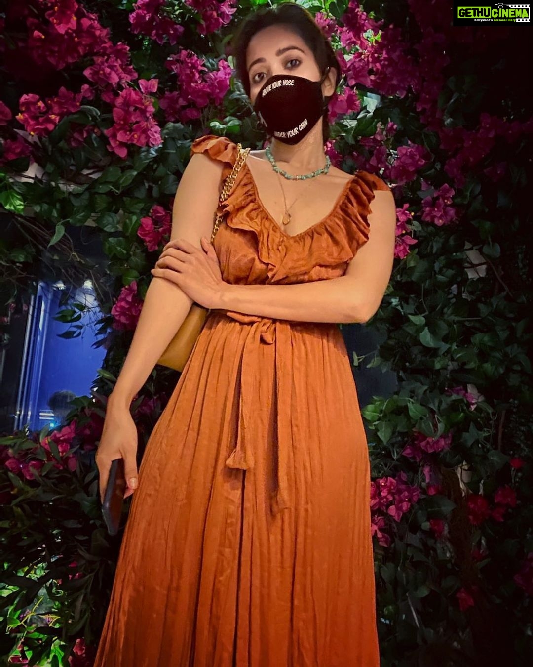 Asha Negi Instagram - Just a girl, hiding her bitch face, behind that face mask😷