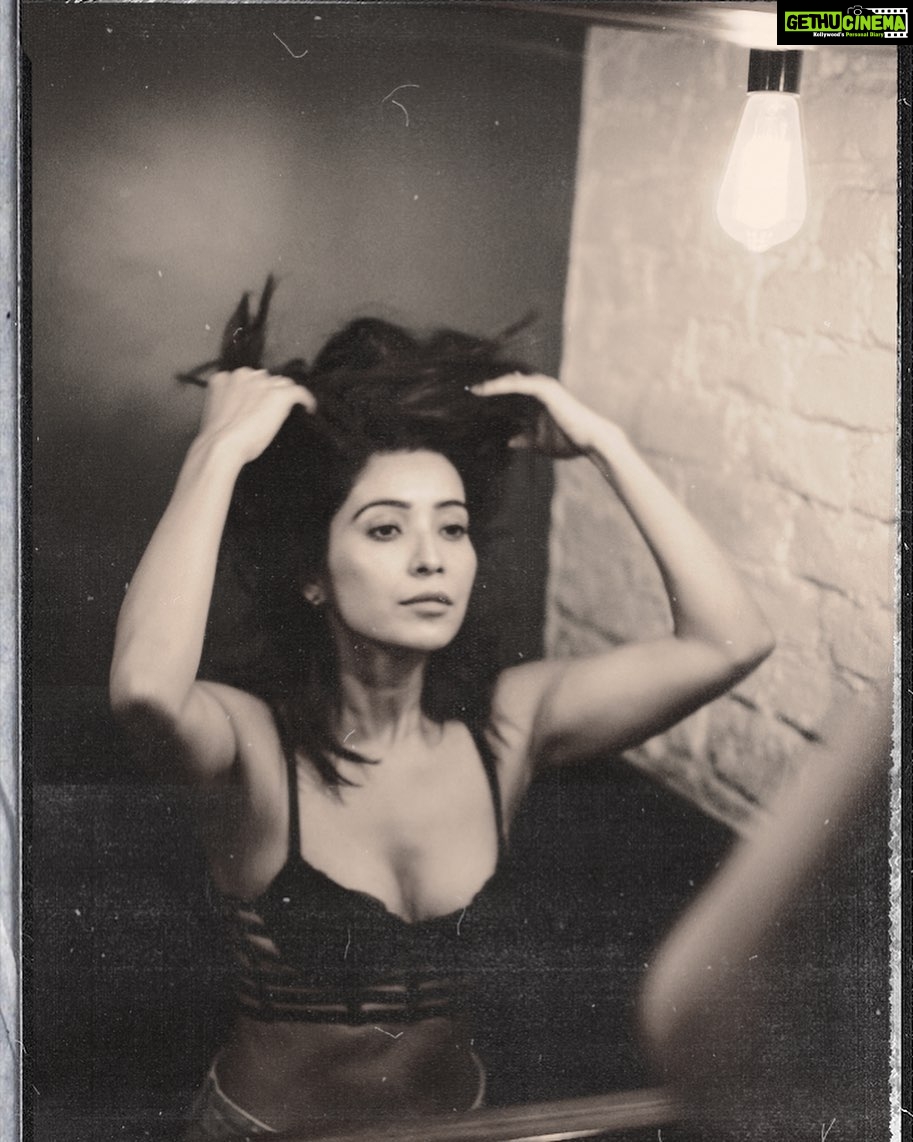 Asha Negi Instagram - You live through certain things before you understand them.. -sally rooney #melancholicthursday 🖤
