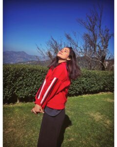 Asha Negi Instagram - There is no time more precious than this moment!💕☀️
@morgan.love