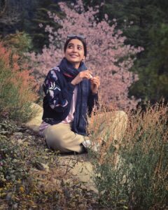 Asha Negi Instagram - You do good, Good do you!
Minding my business, being kind and genuine, spreading love! Life motto!!
Happy Diwali✨🌈💕
Ohh and watch #ludo streaming now on @netflix_in