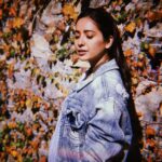 Asha Negi Instagram - a November to remember🍂🍁✨ . . #autumnmood Chail, Himachal Pradesh