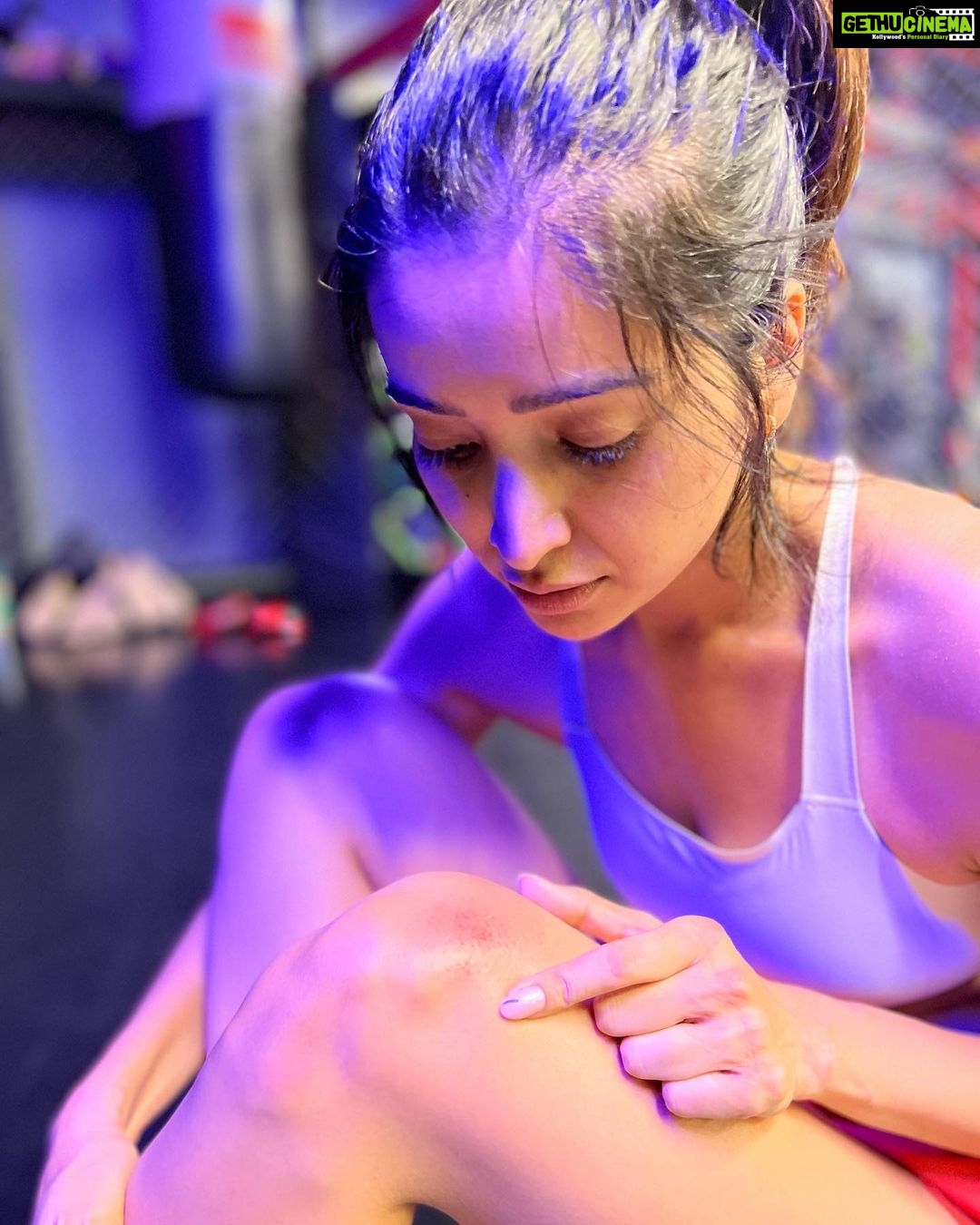 Asha Negi Instagram - Don’t train to be skinny, train to be a badass!🥊🥊🥊
