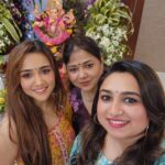 Ashi Singh Instagram - Day 2 well spent 🙏🏻 Jai shri Ganesha 🙏🏻 Ganpati Bappa morya 🙏🏻 . #AshiSingh #GaneshChaturthi #GanpatiBappa