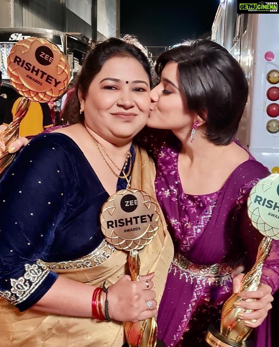 Ashi Singh Instagram - Posting this because you are the reason for everything I am today @nandnii01 Happy mother’s day to the most beautiful person ♥️