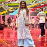 Ashi Singh Instagram - Happy holi 💙💜💛💚🧡