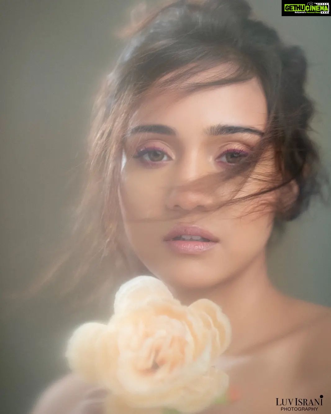 Ashi Singh Instagram - A timeless portrait of the beautiful Ashi Singh @i_ashisinghh Muse : Ashi Singh @i_ashisinghh Makeup & Hair : Kanika Arora @kanika_arrora Assisted by : Harshita Patel @makeoverby_harshitapatel #luvisrani #luvisraniphotography #ashisinghh #ashisingh #ashisinghfans #ashisinghofficial #portraitphotography #portrait #portraitphotographer #fashionstyle #fashionphotography #fashionphotographer #fashion #smile #eyes #beauty #indianbeauty #indianactress #bollywood #trending LUV ISRANI PHOTOGRAPHY
